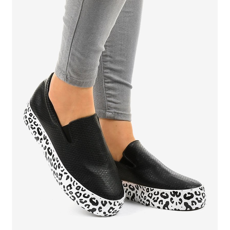 Tênis preto WNH-3 slip-on 2 Tênis preto WNH-3 slip-on 2