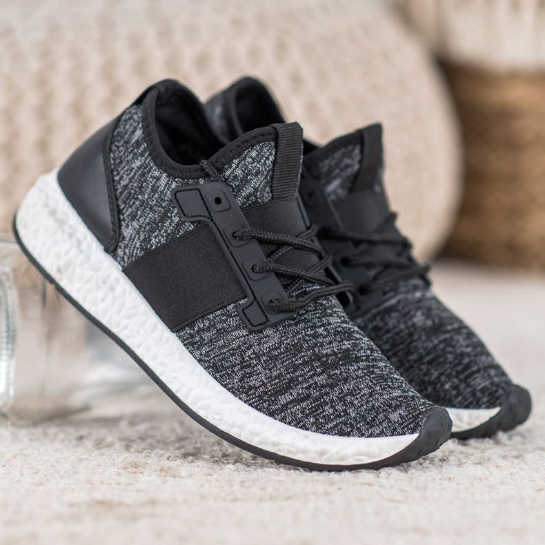 Bona Calçados esportivos na plataforma preto 2