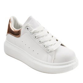 Tênis branco com sola grossa 650-3 1 Tênis branco com sola grossa 650-3 1