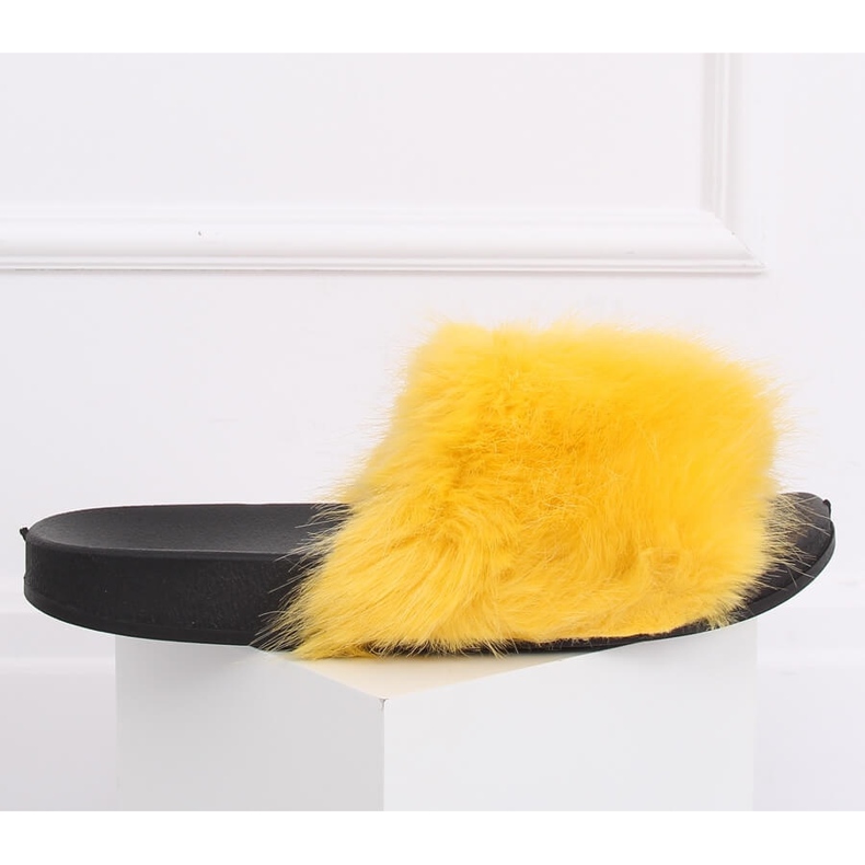 Chinelos de pele amarela CK107P amarela amarelo 2