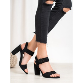 Sandálias Pretas Em Bar VINCEZA preto 2