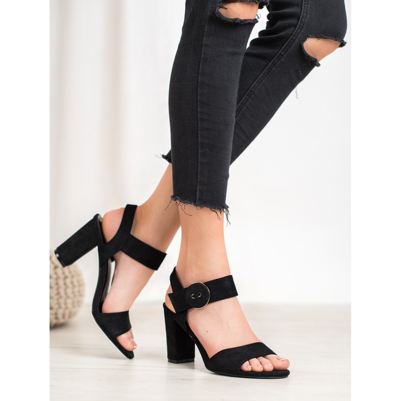 Sandálias Pretas Em Bar VINCEZA preto 2