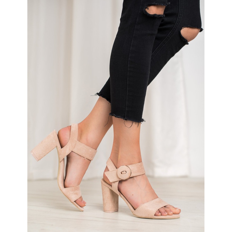 Sandálias Bege No Bar VINCEZA 1