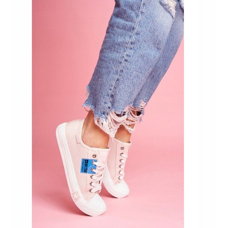 Tênis feminino rosa com orifícios Big StarFF274033 1 Tênis feminino rosa com orifícios Big StarFF274033 1
