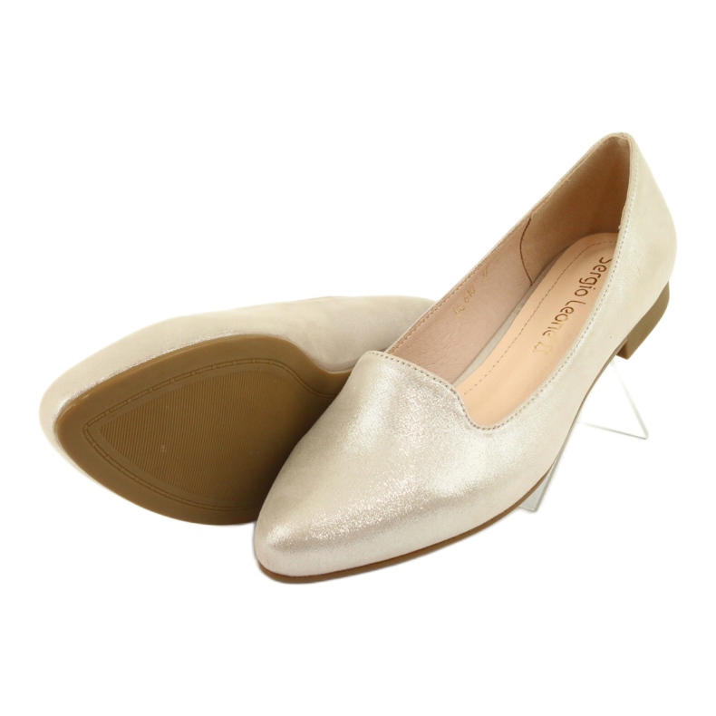 Senhores bailarinas de ouro Sergio Leone 610 dourado 5