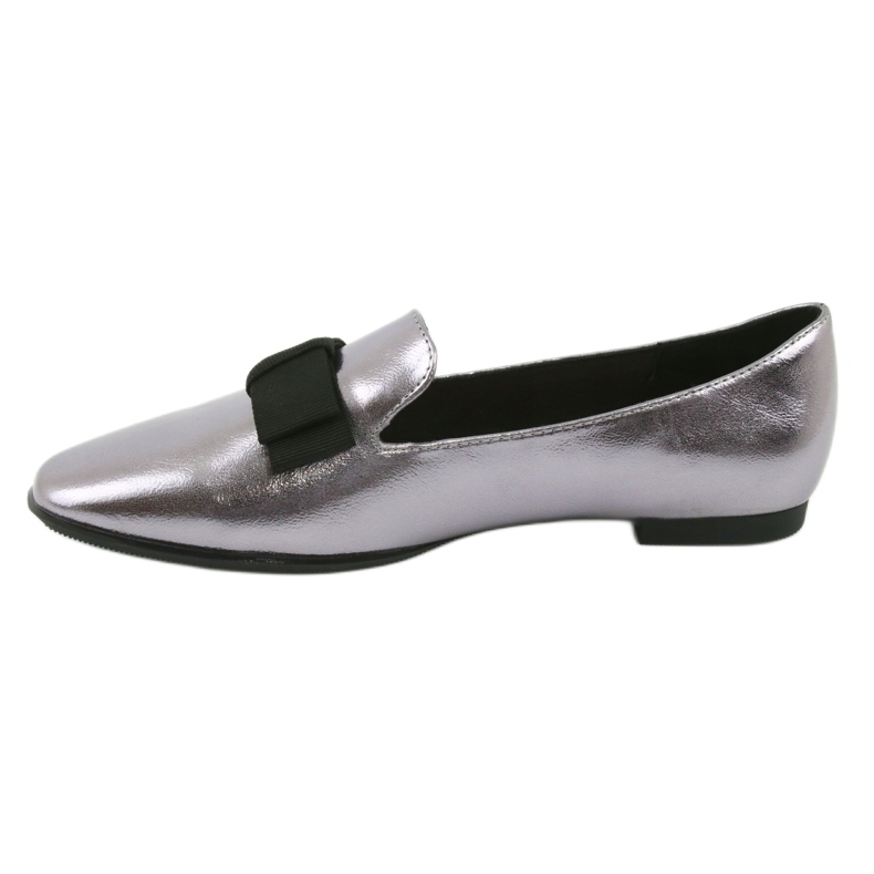 Sergio Leone Bailarinas femininas metálicas com um arco de prata 600 2 Sergio Leone Bailarinas femininas metálicas com um arco de prata 600 2