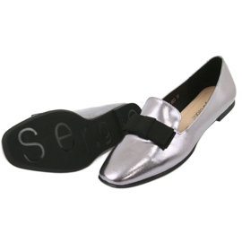 Sergio Leone Bailarinas femininas metálicas com um arco de prata 600 5 Sergio Leone Bailarinas femininas metálicas com um arco de prata 600 5
