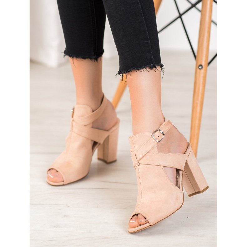 Seastar Sandálias elegantes em um bar castanho 1 Seastar Sandálias elegantes em um bar castanho 1