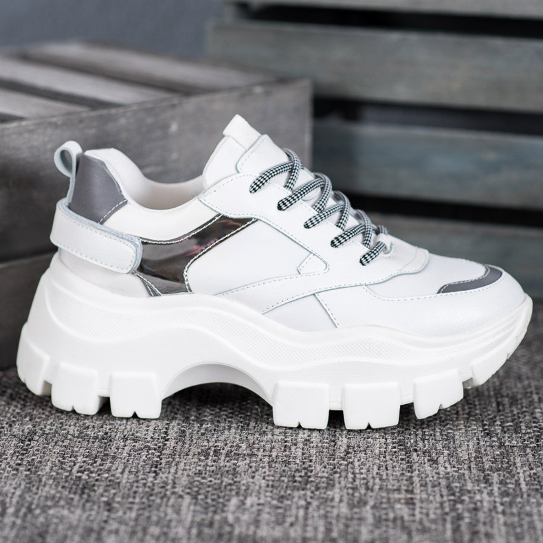 Weide Tênis brancos na plataforma 1