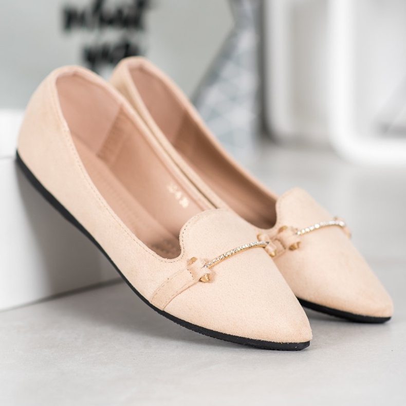 SHELOVET Bailarina no Spitz castanho 1