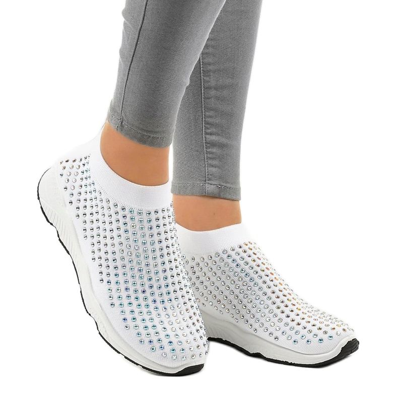 Sapatos esportivos brancos com zircônia cúbica LG27 1 Sapatos esportivos brancos com zircônia cúbica LG27 1