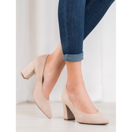 W. Potocki Bombas com brilho bege dourado 1