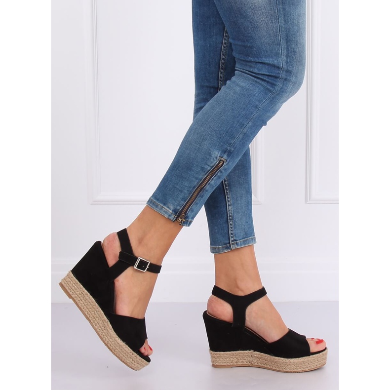 Sandálias Pretas com Salto Cunha 9R195 Pretas preto 1