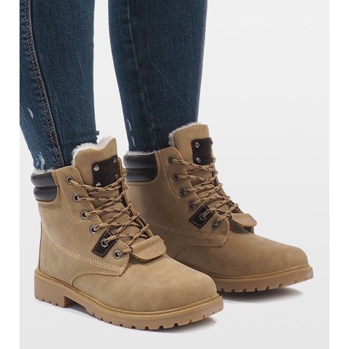 Botas isoladas camelo D494C-8 marrom 1