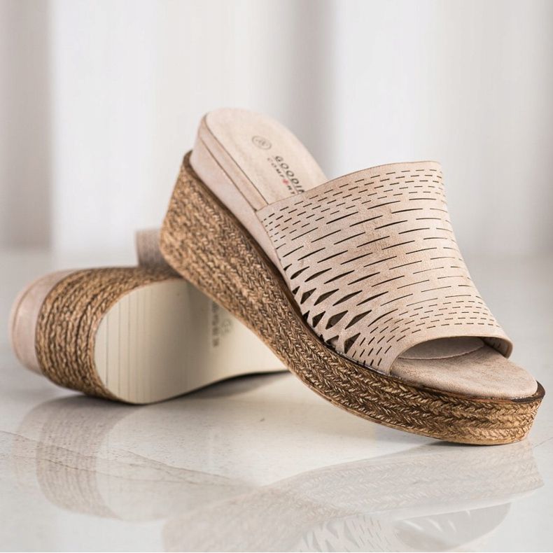 Goodin Chinelos Openwork Wedge bege 1