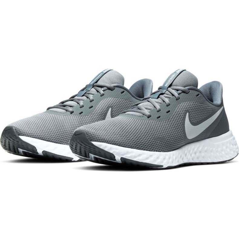 Nike Revolution 5 M BQ3204 005 cinza 2