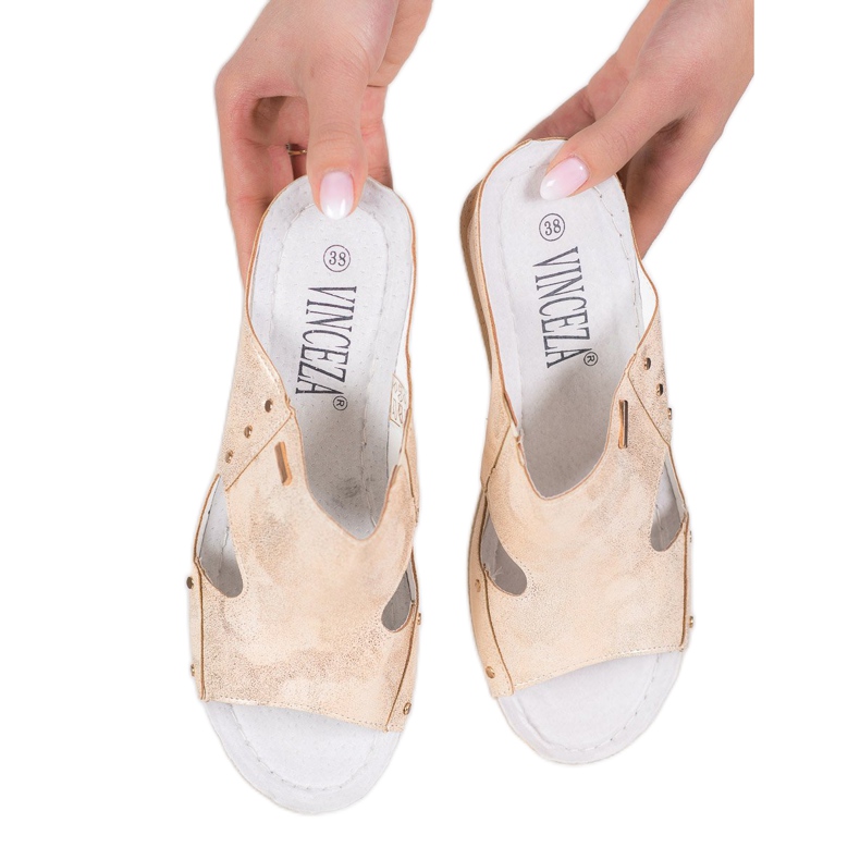 Sandálias de cunha VINCEZA dourado 2
