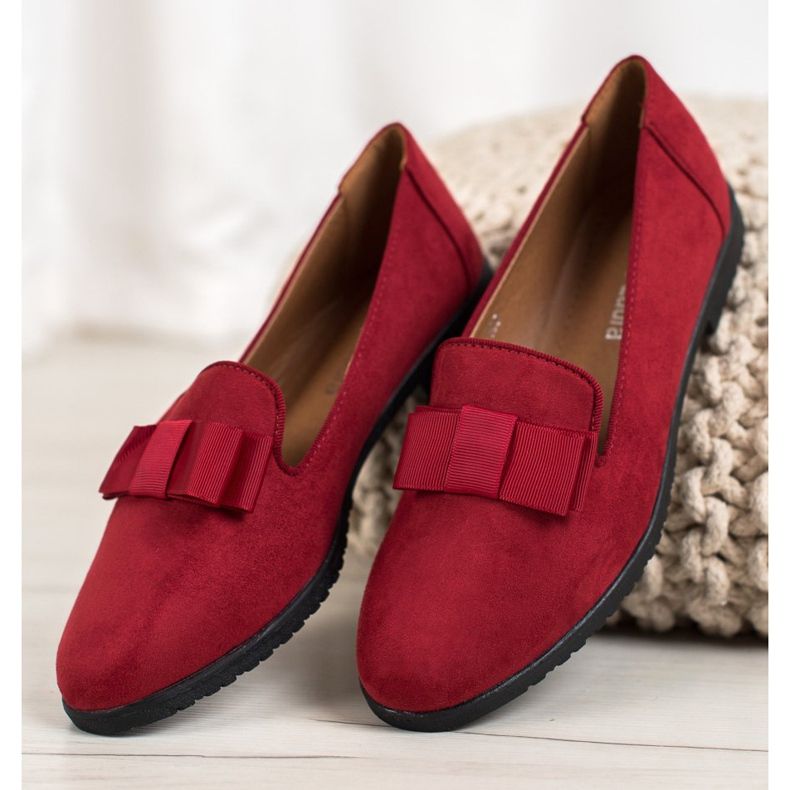 Miss Laura Senhores Com Um Arco vermelho 2