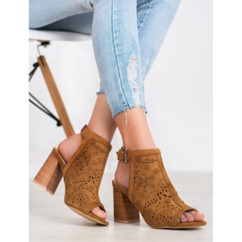 Mannika Sandálias Openwork Embutidas marrom 1