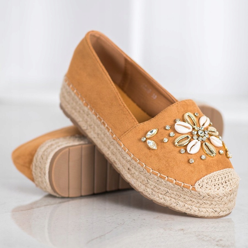 Seastar Alpercatas com ornamentos castanho 1 Seastar Alpercatas com ornamentos castanho 1