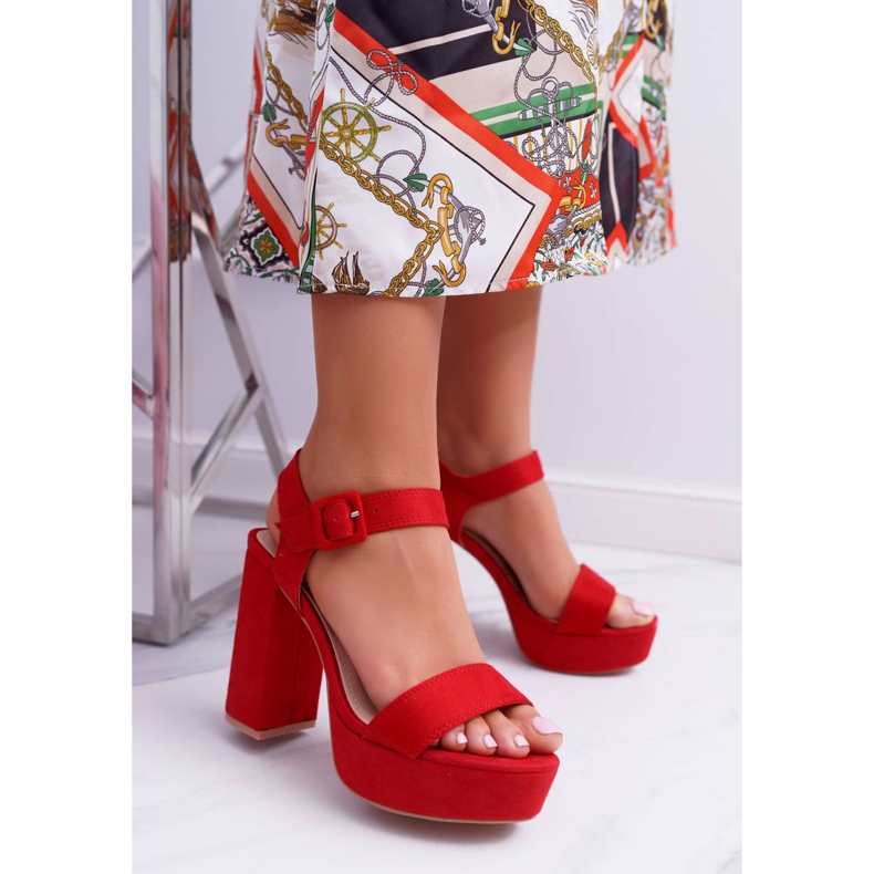 NFR Sandálias femininas com salto alto e plataforma LaMondes vermelhos 1