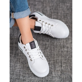 Diamantique Calçados esportivos na plataforma branco 2