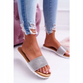 Chinelos femininos de prata com lantejoulas Lu Boo cinza 2