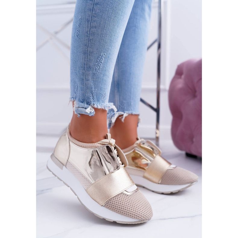 Lu Boo feminino calçado desportivo dourado Madoni 1