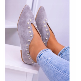 Sapatos Lu Boo cinza com recortes de miçangas Merseo 1 Sapatos Lu Boo cinza com recortes de miçangas Merseo 1