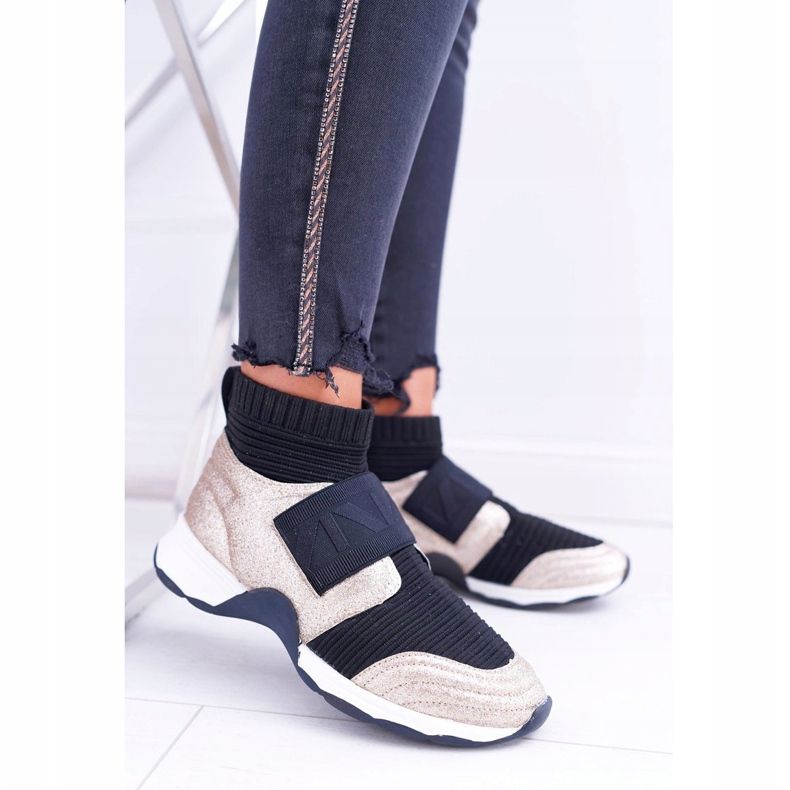 Calçados esportivos femininos Lu Boo com meia dourada com brilho fantasma preto multicolorido amarelo 2 Calçados esportivos femininos Lu Boo com meia dourada com brilho fantasma preto multicolorido amarelo 2