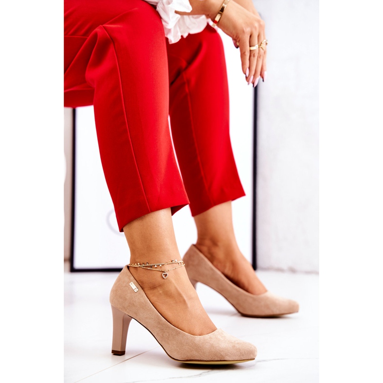 Bombas Femininas Sergio Leone Beige Suede Orsola bege 2
