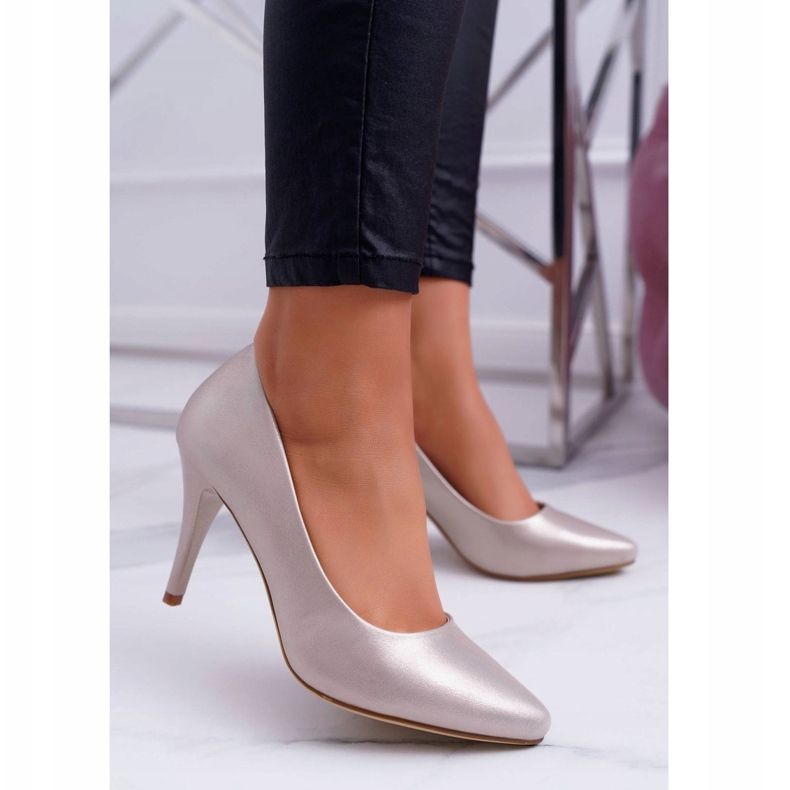 Salto alto feminino Sergio Leone 1399 Golden Greca dourado 1