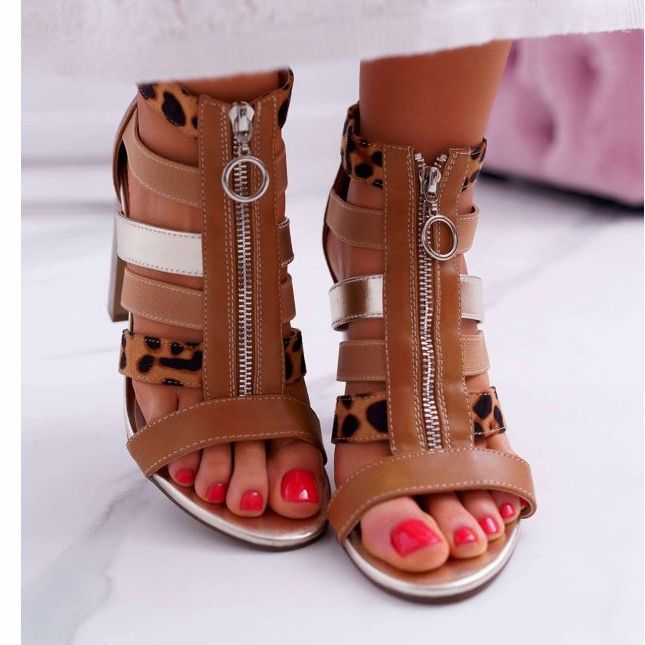 FE1 Sandálias femininas de salto elegante com zíper na frente Rahel castanho 2