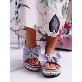 Chinelos femininos com arcos de sola grossa cinza Milady 2