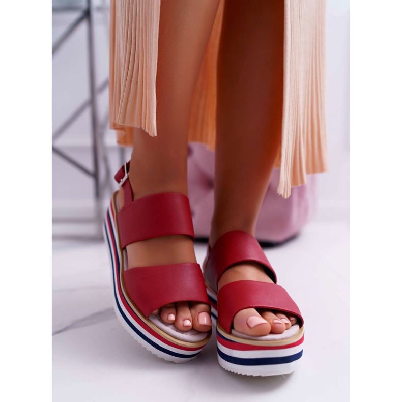 Moow Sandálias femininas na plataforma Red Aurera vermelho 2