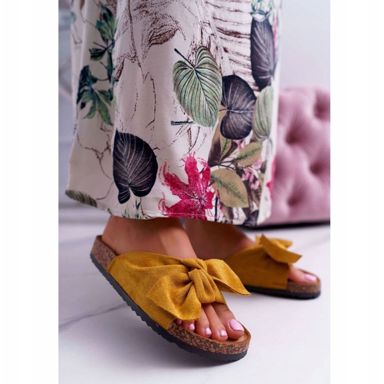 BUGO Chinelos femininos com laço amarelo Randy 1