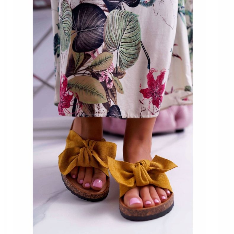 BUGO Chinelos femininos com laço amarelo Randy 2