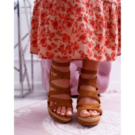 FRERY Sandálias femininas em cunha A String Camel Liluena marrom 2