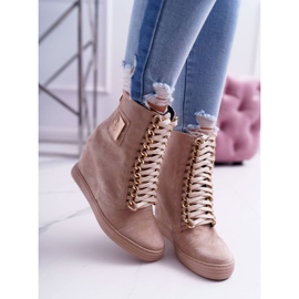 Tênis feminino Lu Boo Ouro Corrente Camurça Bege Monica 2