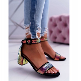 Sandálias femininas de salto alto Lu Boo Lantejoulas iridescentes Tindal preto 2