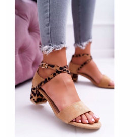 Sandálias femininas de salto alto Lu Boo Panther Camel se apaixonar castanho 2