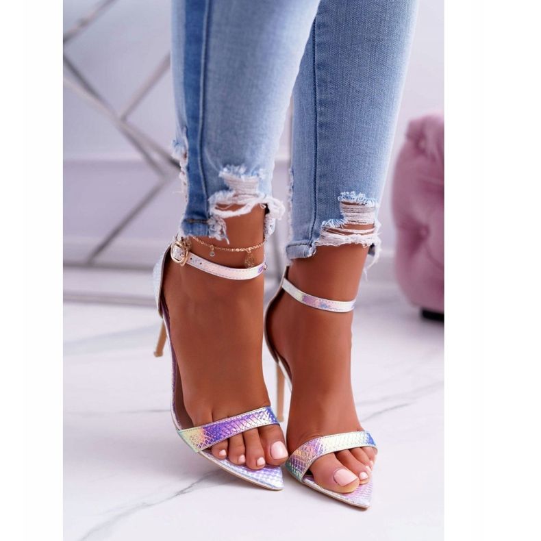 Sandálias femininas de salto alto Lu Boo Opalescente Gasolina Debbi multicolorido rosa 2