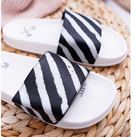 Chinelos brancos femininos Aynna preto 2