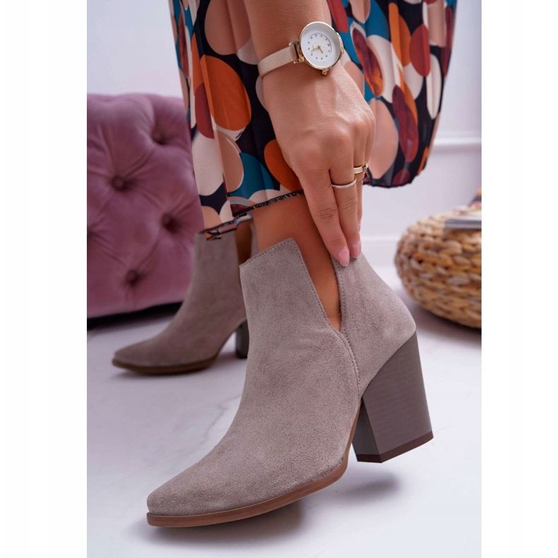 Botas femininas com salto alto molas de couro camurça cappuccino Nicole 2430 bege 1