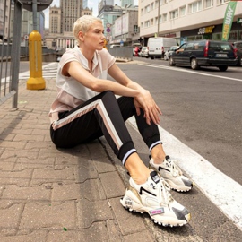 Sapatas esportivas femininas Big Star por Daniel Lopez FF274416 multicolorido 1