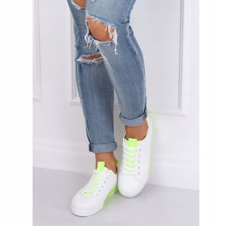 Tênis feminino branco e verde A88-23 Green 2