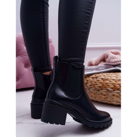 Botas femininas pretas discretas preto 2