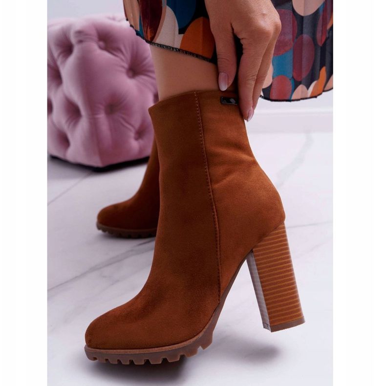 EVE Botas femininas com salto Suede Camel Cadillac castanho 1 EVE Botas femininas com salto Suede Camel Cadillac castanho 1