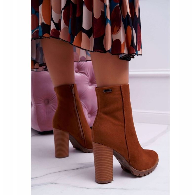 EVE Botas femininas com salto Suede Camel Cadillac castanho 2 EVE Botas femininas com salto Suede Camel Cadillac castanho 2