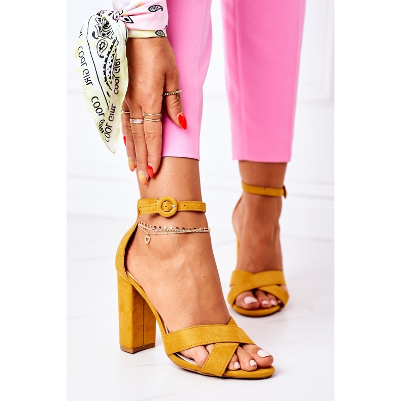 PS1 Sandálias femininas com salto em camurça amarela Telmen amarelo 2